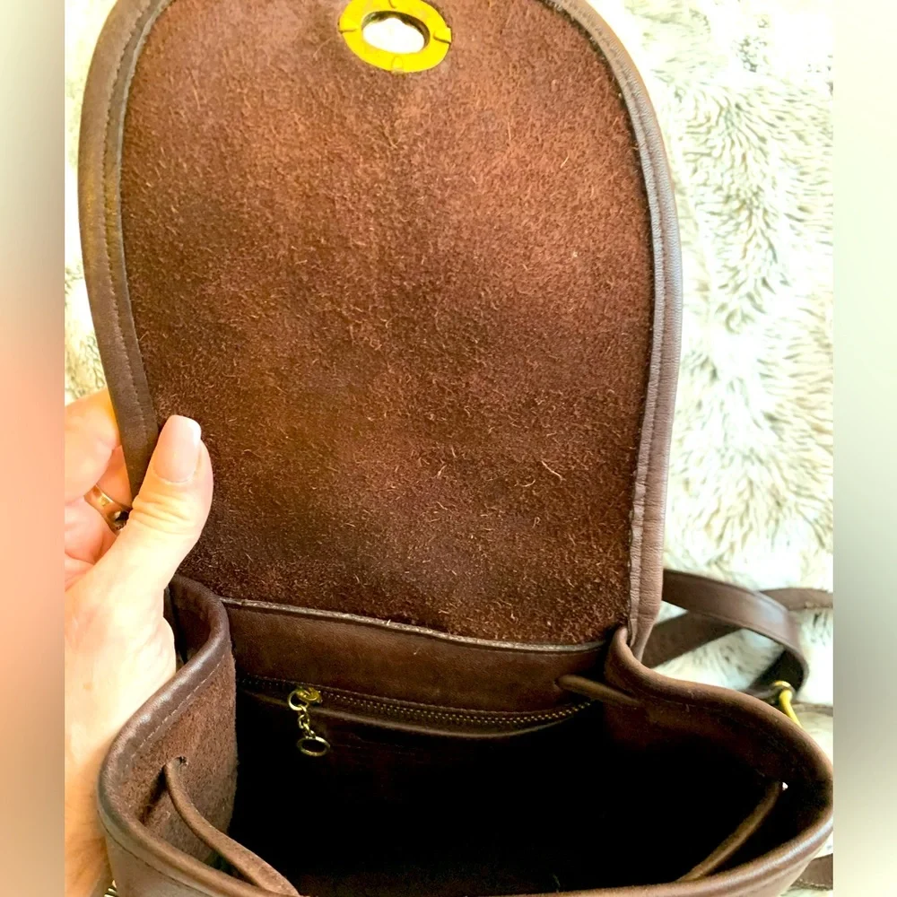 COACH VINTAGE BROWN LEATHER DAYPACK /BACKPACK MINI 9960 EUC BARELY USED 8”9”5” - Picture 6 of 7
